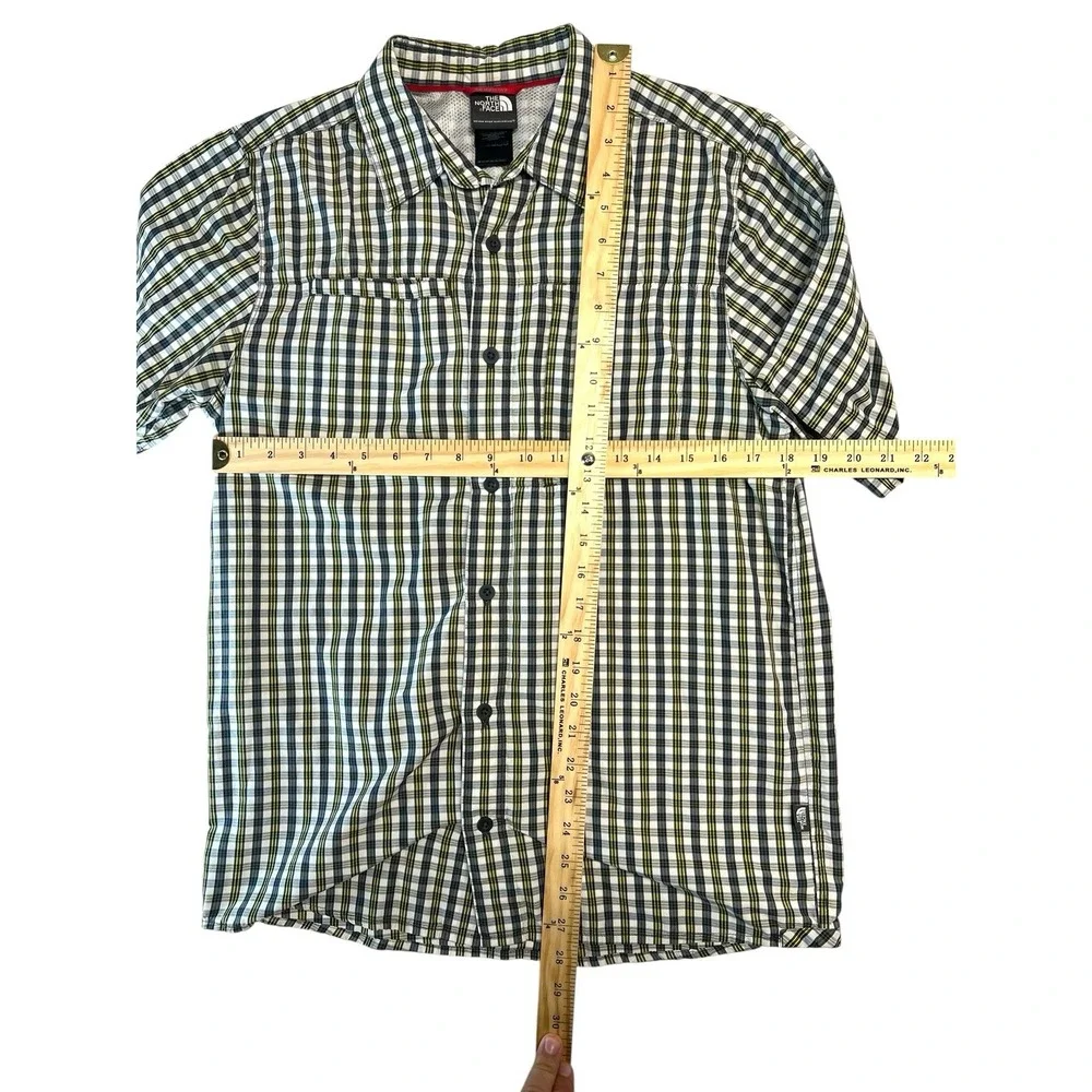 The North Face Mens Small Black Yellow Plaid Short Sleeve Button Up‎ Shirt
